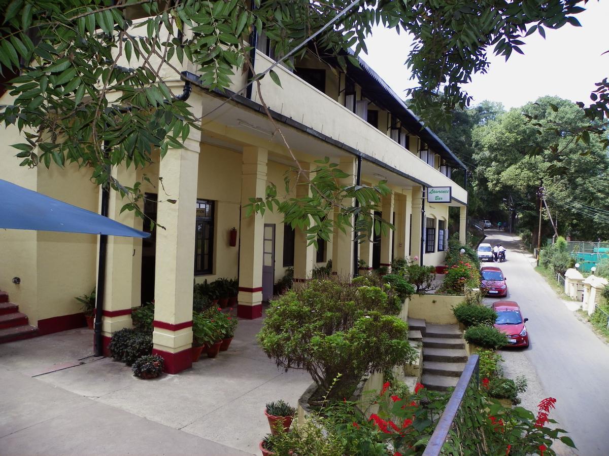 Alasia Hotel Касаули Экстерьер фото